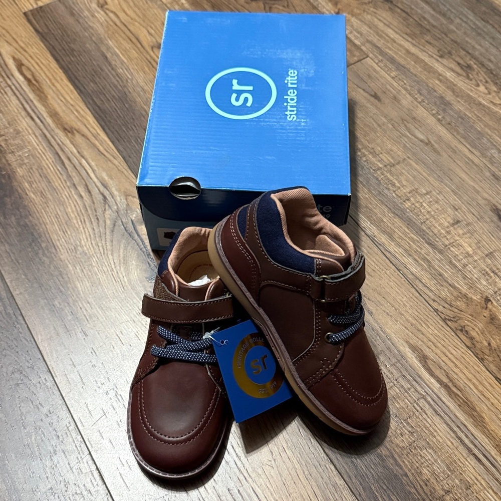 Stride Rite Brown and Navy Kids' Sneakers shoes size 10M toddler